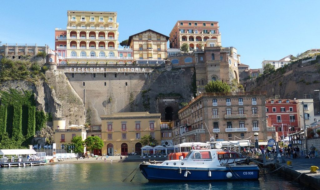 sorrento-around-me-casagiugiu